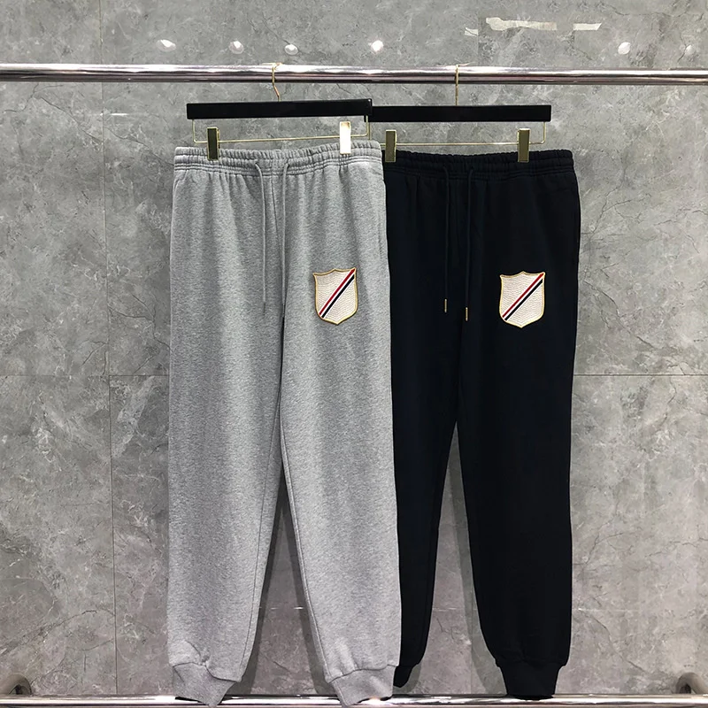 Fashion TB 23SS THOM Brand Sweatpants Men Spring Autumn Cotton Casual Sports Trousers Tracksuit Bottoms Mens Jogger Track Pants
Fashion TB 23SS THOM Brand Sweatpants Men Spring Autumn Cotton Casual Sports Trousers Tracksuit Bottoms Mens Jogger Track Pants