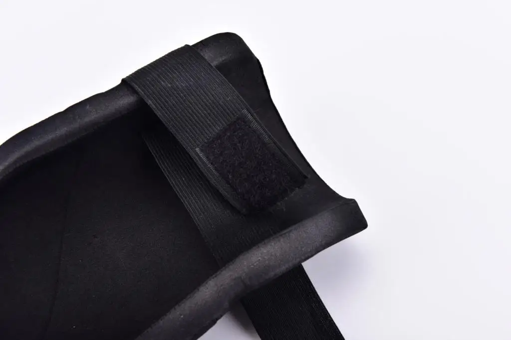 1 пара, мягкие наколенники из пены
1 пара, мягкие наколенники из пены