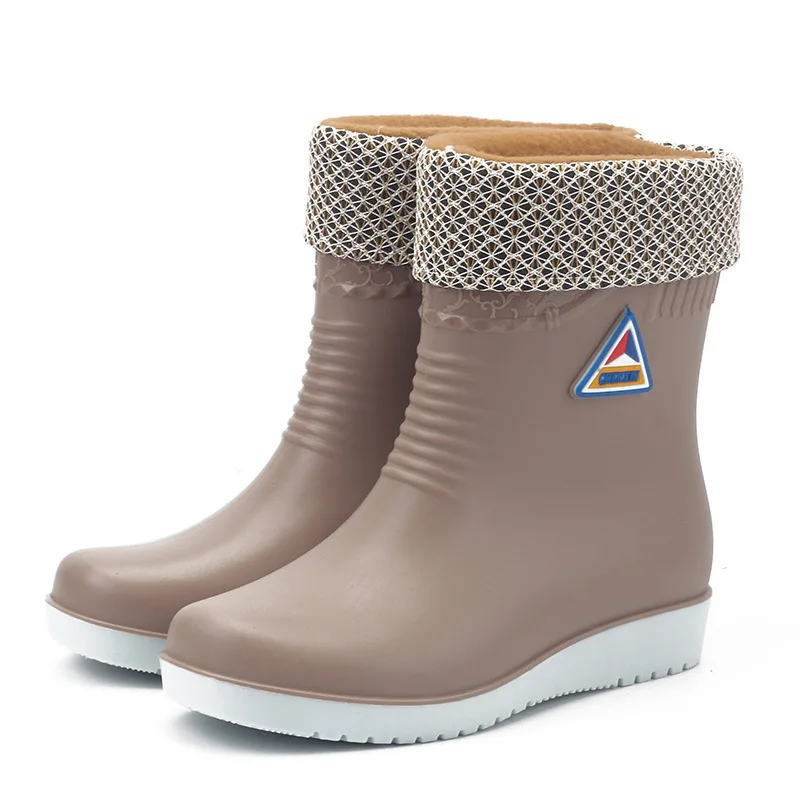 Winter Rubber Boots Women Fashion Rain Boots Waterproof Work Warm Cotton Short Botas Woman Outdoor Garden Non-slip Water Shoes
Winter Rubber Boots Women Fashion Rain Boots Waterproof Work Warm Cotton Short Botas Woman Outdoor Garden Non-slip Water Shoes