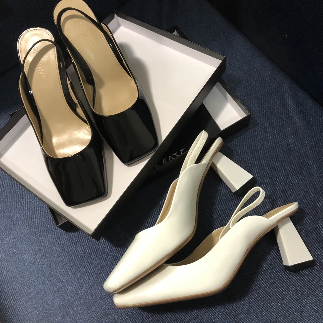 2022 Spring French Retro Square Toe Shaped Heel 7 CM High Heels Woman White Black Shoes
2022 Spring French Retro Square Toe Shaped Heel 7 CM High Heels Woman White Black Shoes