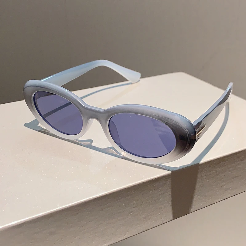 GM LUMIAS Small Vintage Sunglass Fashion Oval Candy Color Female Shades Eyewear Luxury Brand Design UV400 Sun Glasses for Lady
GM LUMIAS Small Vintage Sunglass Fashion Oval Candy Color Female Shades Eyewear Luxury Brand Design UV400 Sun Glasses for Lady
