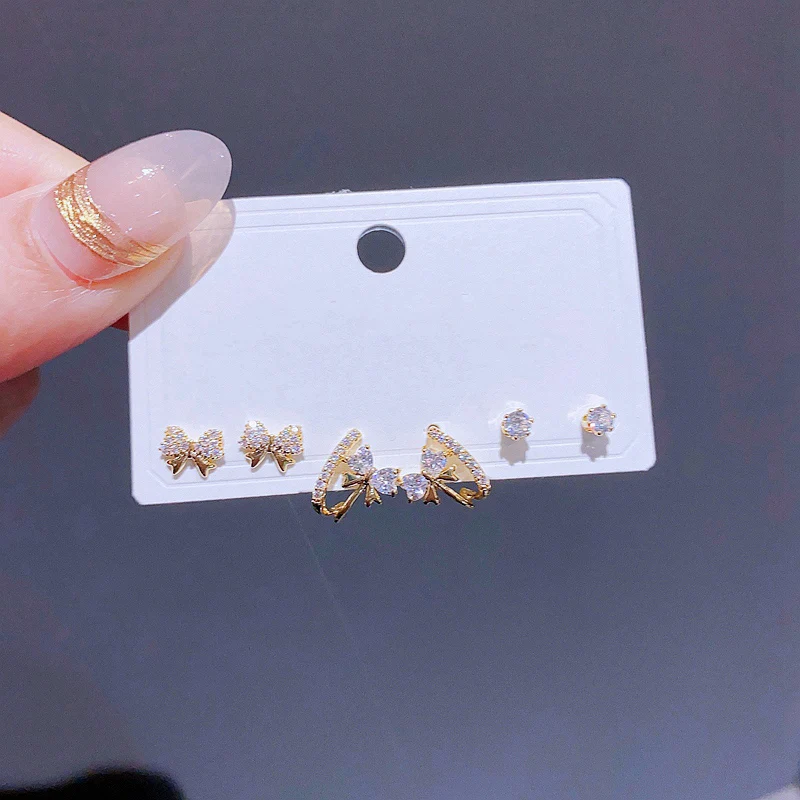 Trendy 3 Pairs/Set Crystal Bowknot Stud Earrings for Women Gold Color Plated Cubic Zirconia Jewelry
Trendy 3 Pairs/Set Crystal Bowknot Stud Earrings for Women Gold Color Plated Cubic Zirconia Jewelry