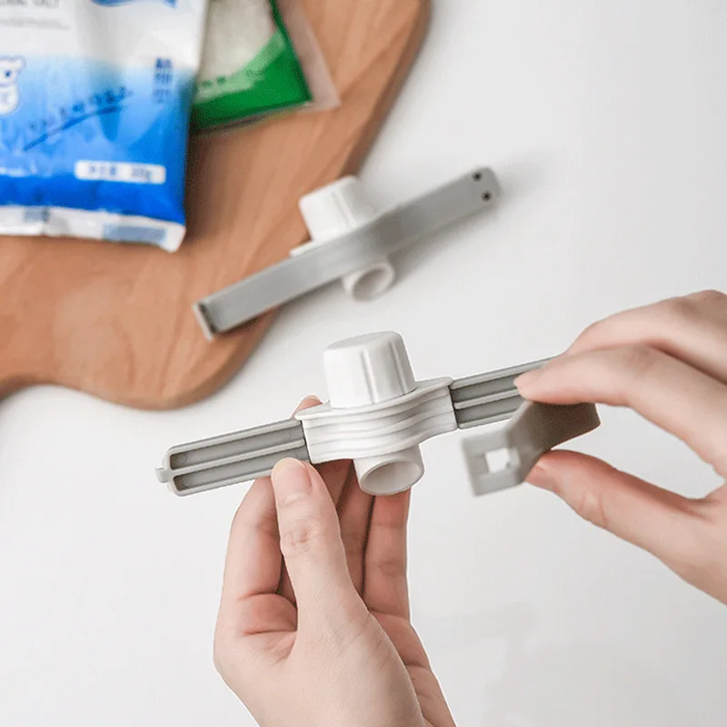 Sealing Clip Kitchen Salt Powder Milk Food Bag Snack Accessories Preservation Cap Sealing Gadget Screw Clip Clip Seasoning Bag
Sealing Clip Kitchen Salt Powder Milk Food Bag Snack Accessories Preservation Cap Sealing Gadget Screw Clip Clip Seasoning Bag
