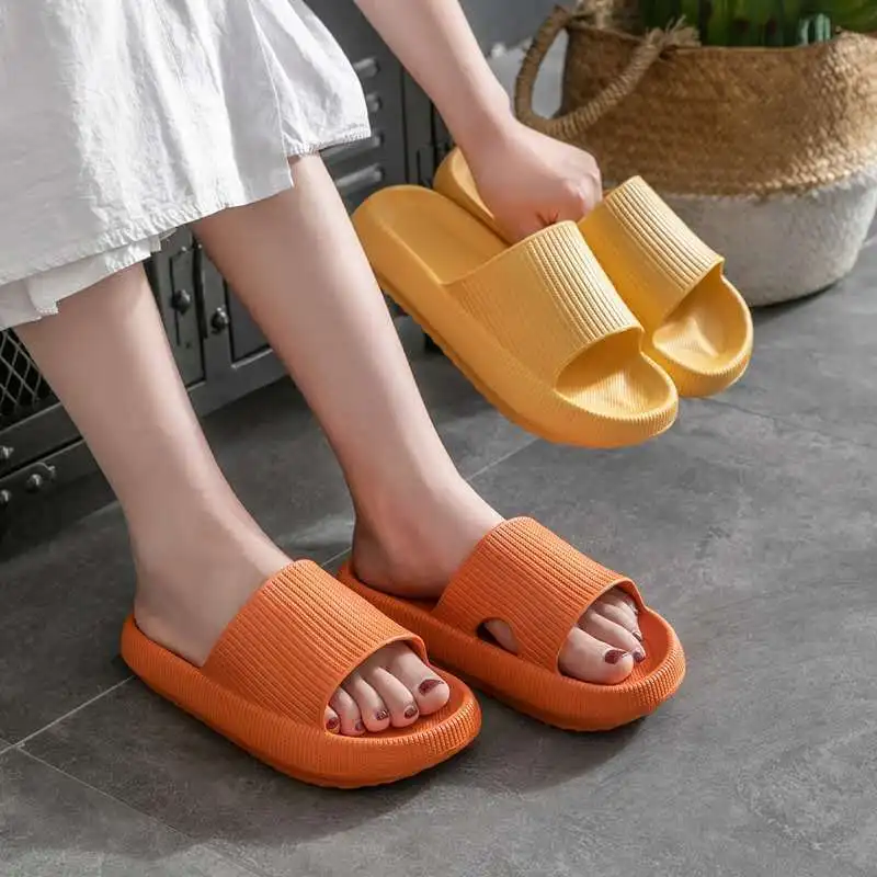 2023 New Women's Home Slippers Indoor Bathroom Non Slip Couple Platform Sandals Women Men Indoor Slides Cloud EVA Men's Slippers
2023 New Women's Home Slippers Indoor Bathroom Non Slip Couple Platform Sandals Women Men Indoor Slides Cloud EVA Men's Slippers