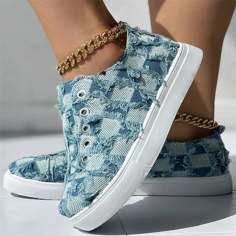 Canvas Shoes Women's 2023 Fashion Plus Size Camouflage Flats Autumn Low-top Women's Casual Shoes Zapatos Mujer
Canvas Shoes Women's 2023 Fashion Plus Size Camouflage Flats Autumn Low-top Women's Casual Shoes Zapatos Mujer