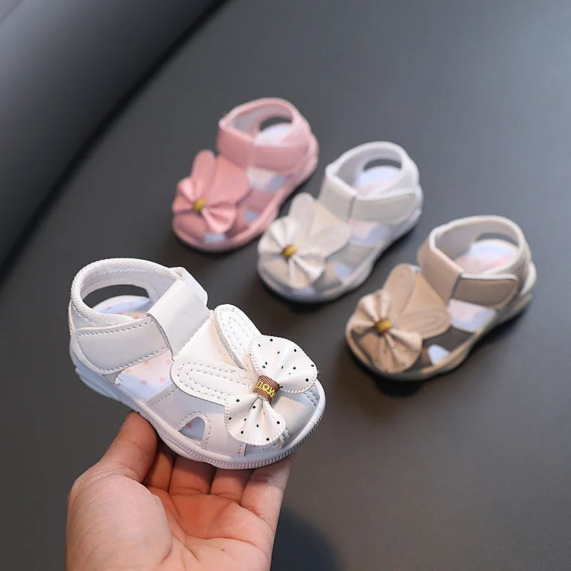 Summer Baby Sandals Baby Walking Shoes Girl Princess Sandals Soft Sole Non Slip Girl Baby Walking Shoes Newborn Accessories
Summer Baby Sandals Baby Walking Shoes Girl Princess Sandals Soft Sole Non Slip Girl Baby Walking Shoes Newborn Accessories