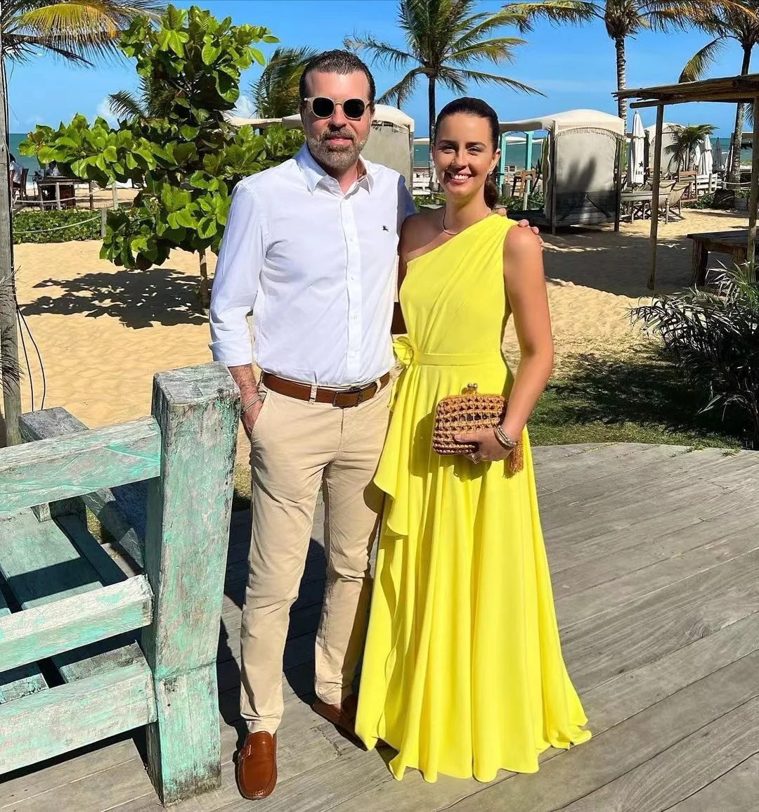 Sayulita Yellow One Shoulder Prom Dresses with Sash Ruched Long Elegant Evening Party Gowns A Line Wedding Guest Dress for Women
Sayulita Yellow One Shoulder Prom Dresses with Sash Ruched Long Elegant Evening Party Gowns A Line Wedding Guest Dress for Women