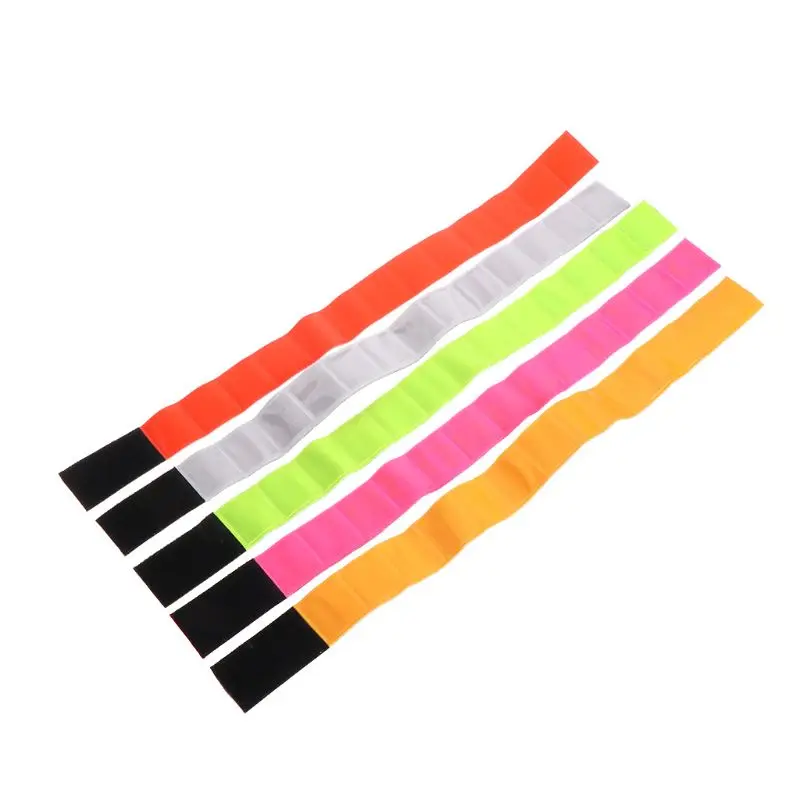 Reflective Cycling Arm Band Running Outdoors Safety Belt Wrist Leg Useful Straps
Reflective Cycling Arm Band Running Outdoors Safety Belt Wrist Leg Useful Straps