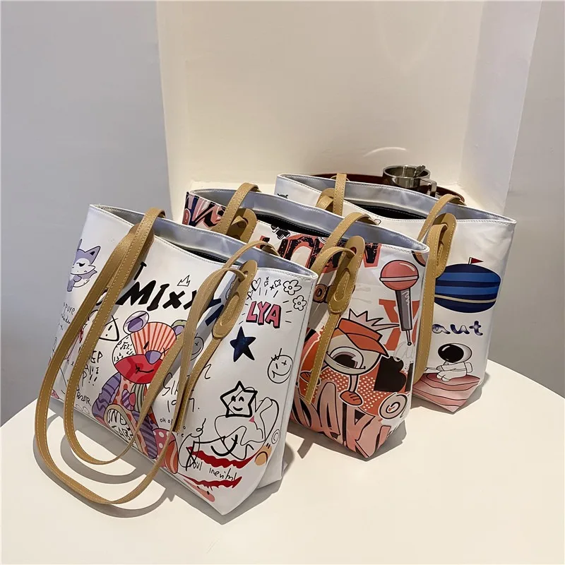 Tote Bag Luxury Designer Bag Tote Women Handbags Letter Shoulder Bags Brands Shopper Purses Crossbody Bags for Women Clutch 2023
Tote Bag Luxury Designer Bag Tote Women Handbags Letter Shoulder Bags Brands Shopper Purses Crossbody Bags for Women Clutch 2023