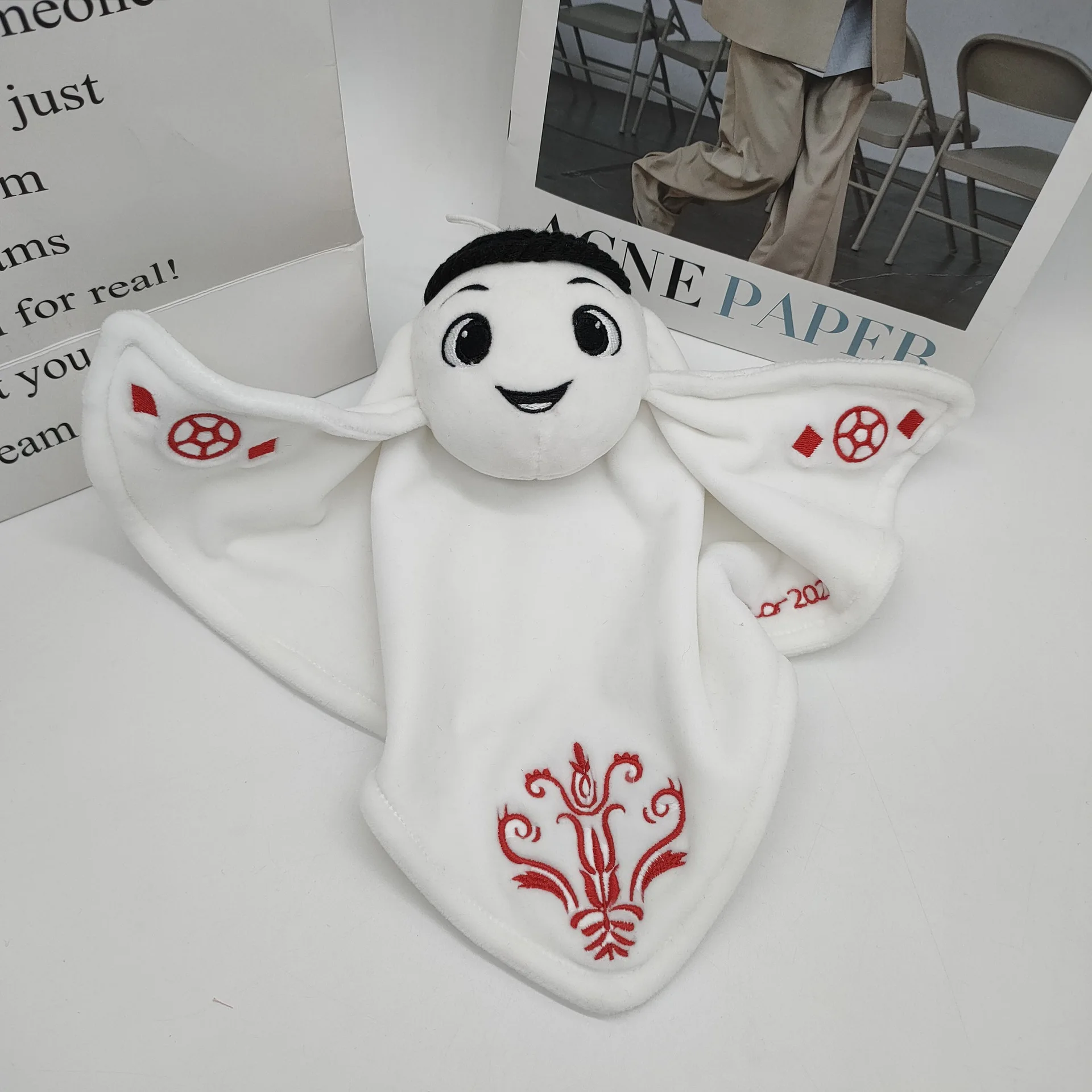 New La'eeb Mascot Qatar Doll Children's Plush Toy Doll
New La'eeb Mascot Qatar Doll Children's Plush Toy Doll