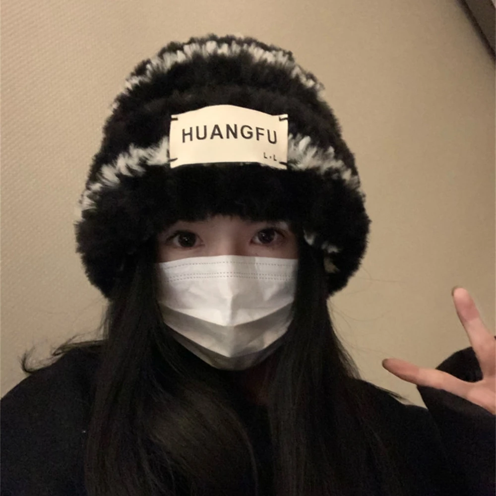 Winter Plush Warm Knitting Hat Big Head Circumference Striped Wool Hat Women Beanie Cap Pullover Hat Beanies Skullies Gorras
Winter Plush Warm Knitting Hat Big Head Circumference Striped Wool Hat Women Beanie Cap Pullover Hat Beanies Skullies Gorras