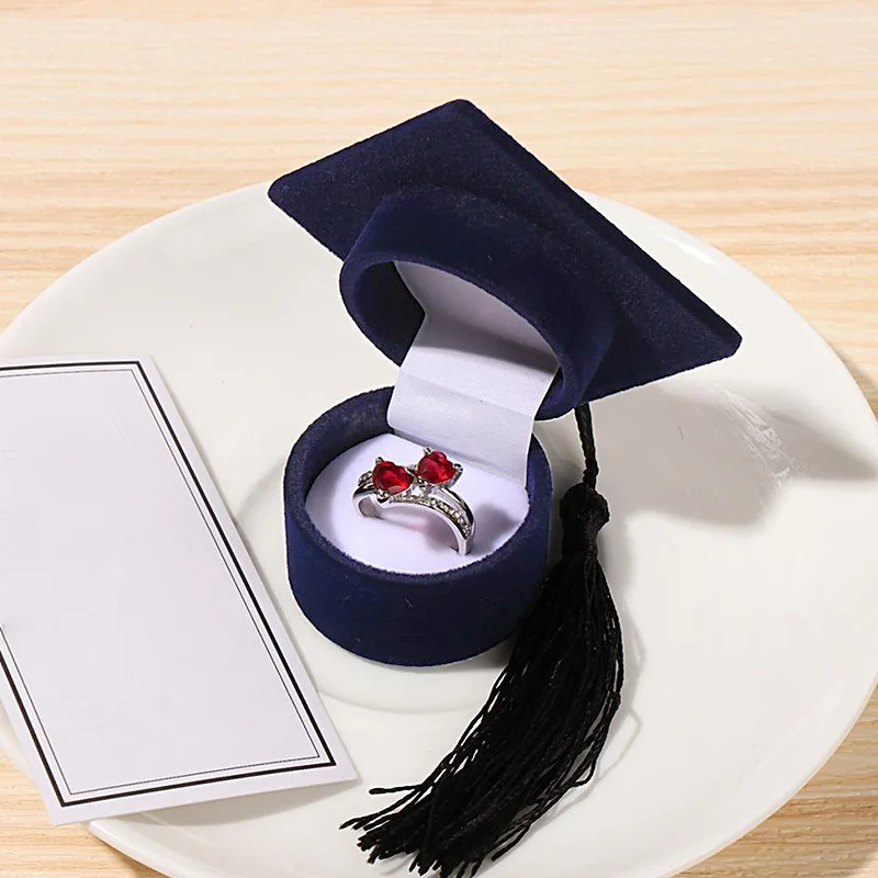 1pcs Graduation Cap Flocking Box Ring Earrings Jewelry Storage Display Box Engagement Gift Party Supplies Boxes
1pcs Graduation Cap Flocking Box Ring Earrings Jewelry Storage Display Box Engagement Gift Party Supplies Boxes