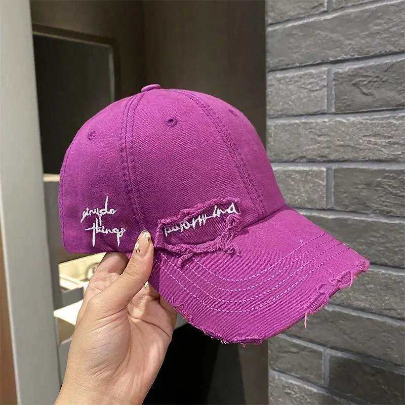 Purple Pleated Baseball cap New 2023 Flat Tongue Hat Small Face Wide brim Versatile Sunscreen Baseball cap for Men and Women
Purple Pleated Baseball cap New 2023 Flat Tongue Hat Small Face Wide brim Versatile Sunscreen Baseball cap for Men and Women