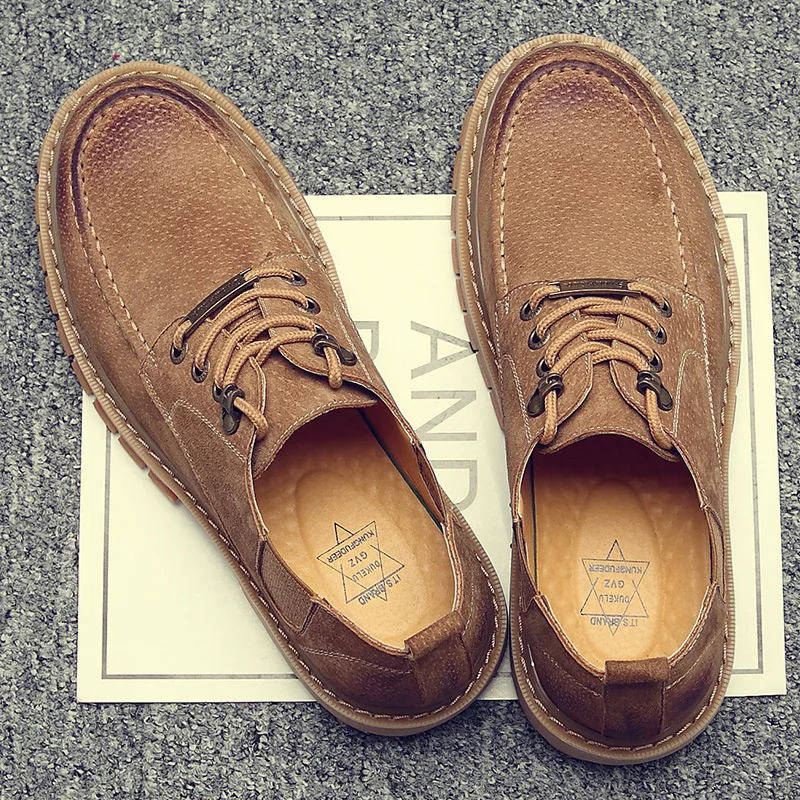 Men's shoes autumn low-top ankle boots Korean version of the trend casual big leather shoes retro British tooling boots men
Men's shoes autumn low-top ankle boots Korean version of the trend casual big leather shoes retro British tooling boots men