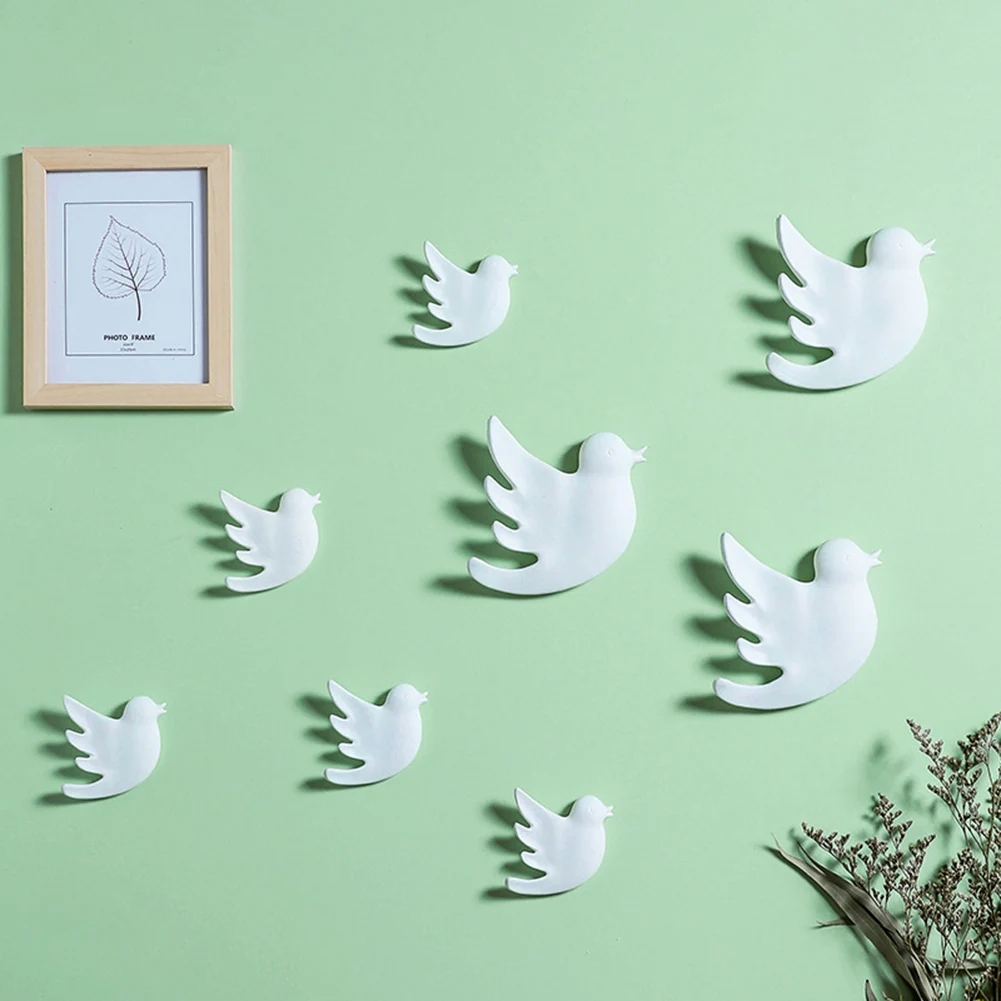 Artistic 3D Ceramic Birds for Wall Decor Creative Wall Mounted Decorations DIY TV Background Living Room Wall Hanging Decor
Artistic 3D Ceramic Birds for Wall Decor Creative Wall Mounted Decorations DIY TV Background Living Room Wall Hanging Decor