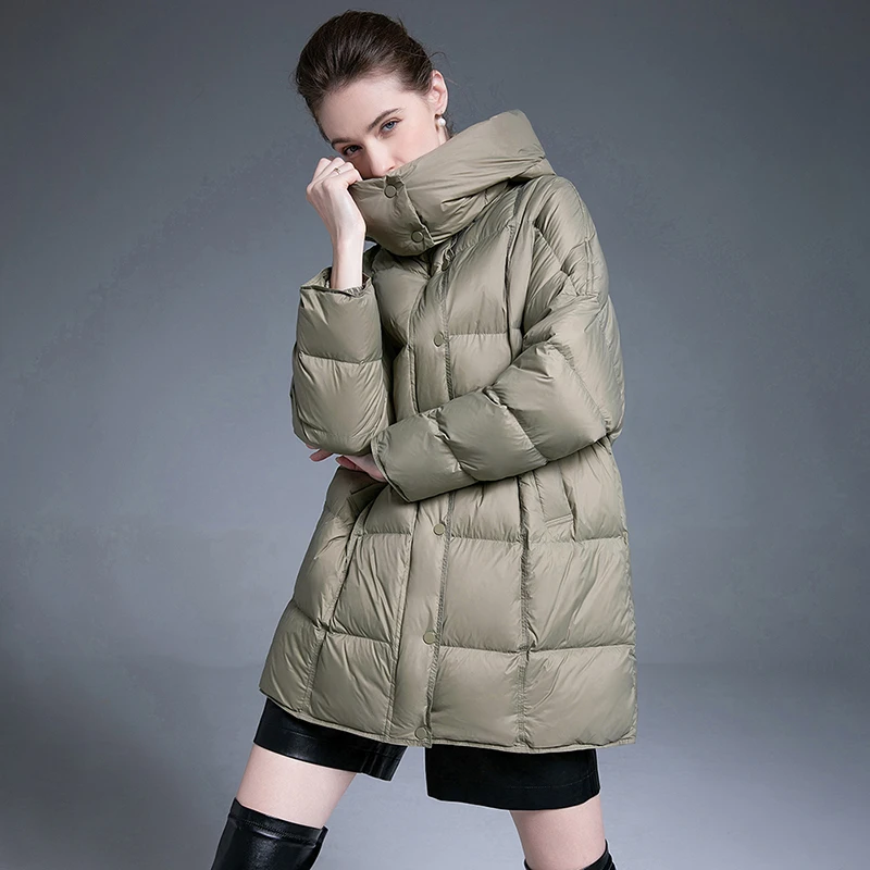 2023 Winter New Arrival Down Coat Women Short Thickened 90% white duck down Loose Fashion Slim Bread Down jacket hooded 23E135
2023 Winter New Arrival Down Coat Women Short Thickened 90% white duck down Loose Fashion Slim Bread Down jacket hooded 23E135