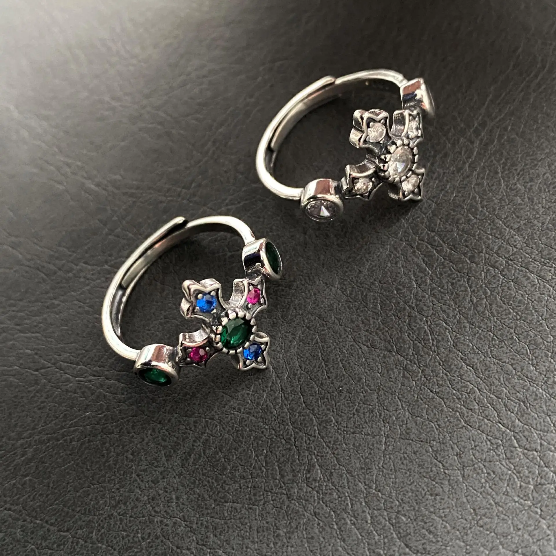 New Arrival Vintage Cross Design Shiny CZ Zircon Star Thai Silver Ladies Party Ring No Fade For Women Accessories
New Arrival Vintage Cross Design Shiny CZ Zircon Star Thai Silver Ladies Party Ring No Fade For Women Accessories