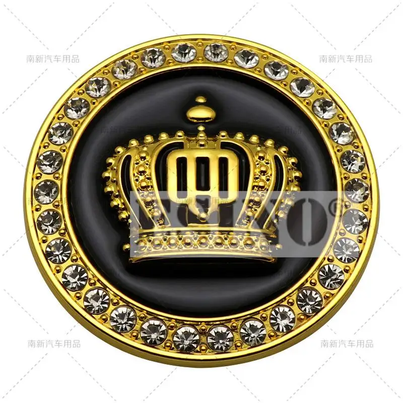 Автомобильный Стайлинг 3D Корона с бриллиантами декоративный металлический сплав задний багажник брызговик клейкий значок задняя дверь сменная эмблема
Автомобильный Стайлинг 3D Корона с бриллиантами декоративный металлический сплав задний багажник брызговик клейкий значок задняя дверь сменная эмблема