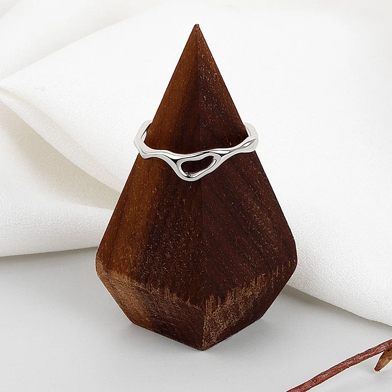 Irregular Geometric Hollow Ring Silver Color Open Narrow Ring for Women Fashion Retro Unique Design Jewelry Adjustable
Irregular Geometric Hollow Ring Silver Color Open Narrow Ring for Women Fashion Retro Unique Design Jewelry Adjustable