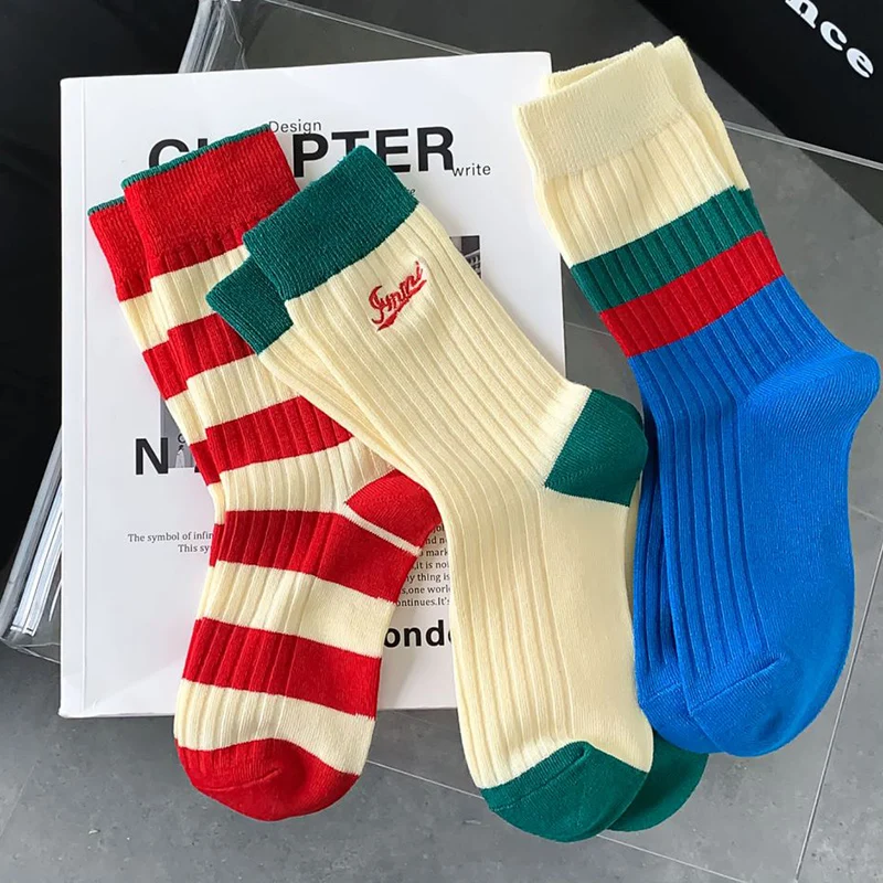 Pure Cotton Woman Socks Warm Winter Blue Green Red Striped Patchwork Color Mid Tube Sokken Femme Korea Harajuku Calcetine 1 Pair
Pure Cotton Woman Socks Warm Winter Blue Green Red Striped Patchwork Color Mid Tube Sokken Femme Korea Harajuku Calcetine 1 Pair