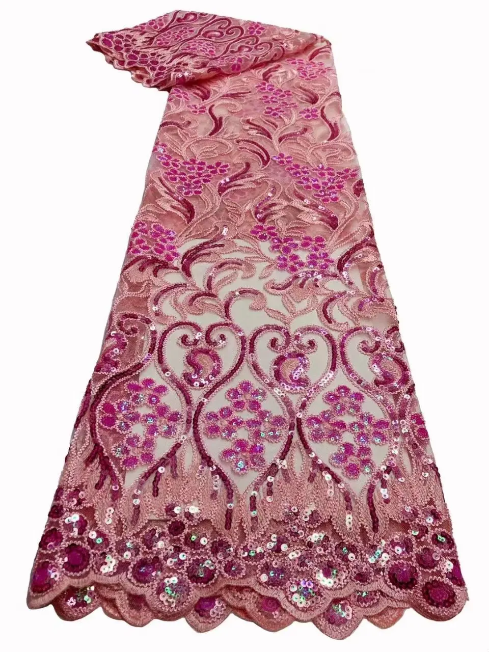 Женская кружевная ткань 2022, Высококачественная Тюлевая сетчатая кружевная ткань для свадебного платья в нигерийском стиле
Женская кружевная ткань 2022, Высококачественная Тюлевая сетчатая кружевная ткань для свадебного платья в нигерийском стиле