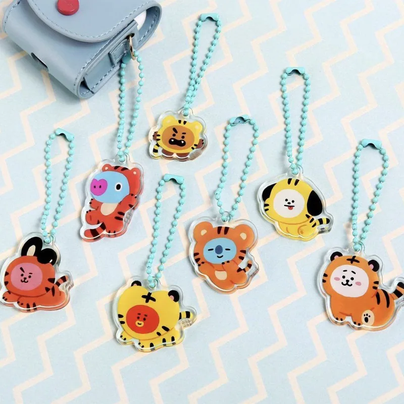 1Pcs Wholesale Kpop Bangtan Boys Acrylic Keychain New Key Chain Accessories Key Ring Cute Pendant Keyring Gifts Fans Collection
1Pcs Wholesale Kpop Bangtan Boys Acrylic Keychain New Key Chain Accessories Key Ring Cute Pendant Keyring Gifts Fans Collection