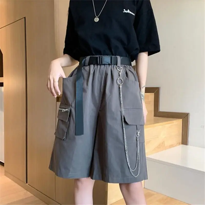Summer New Pocket Patchwork Straight Capris High Waist Solid Loose All-match Work Shorts Fashion Trend Casual Women Clothing
Summer New Pocket Patchwork Straight Capris High Waist Solid Loose All-match Work Shorts Fashion Trend Casual Women Clothing