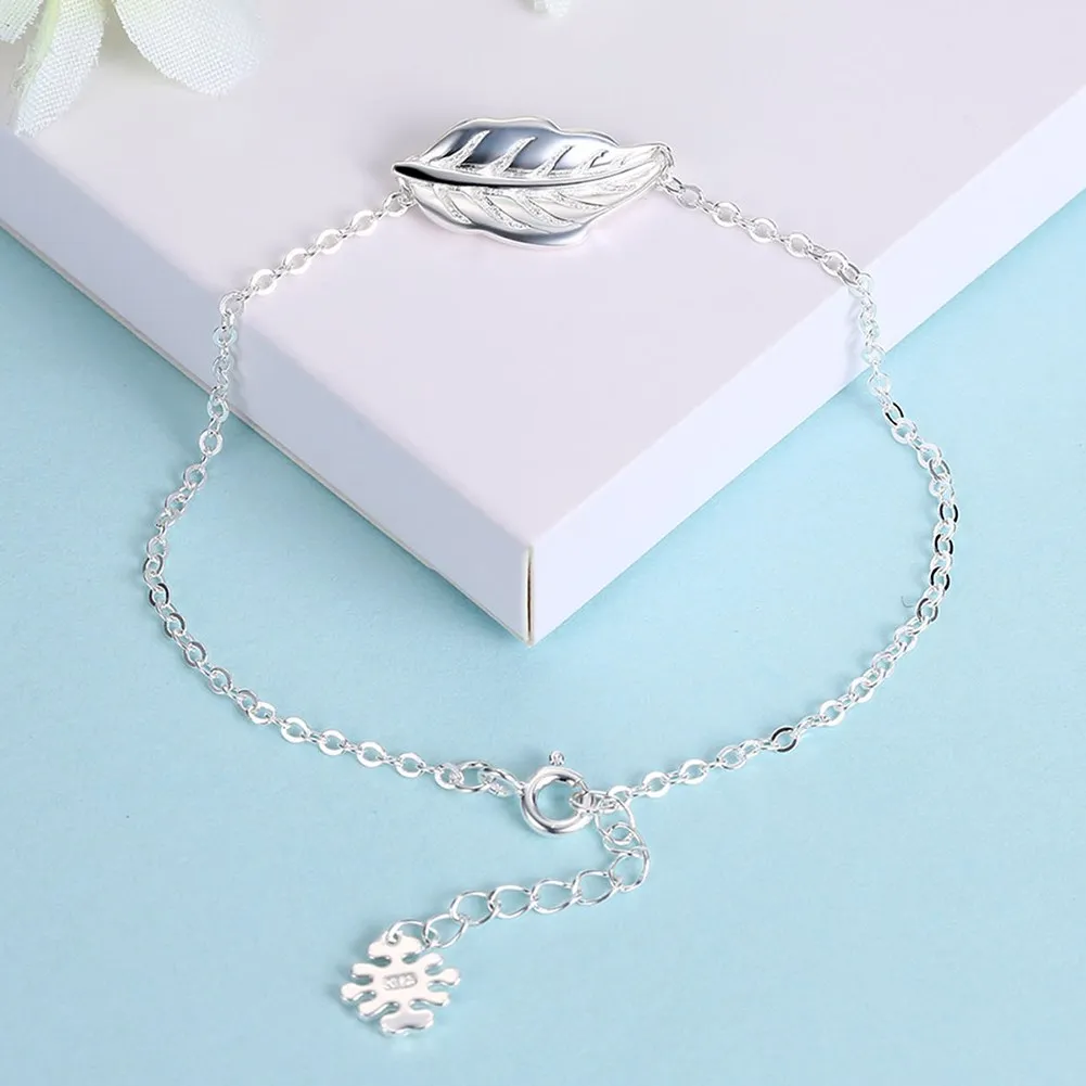 Sterling Silver Necklace Fashion Leaf Charm Bracelet Simple and Elegant Jewelry
Sterling Silver Necklace Fashion Leaf Charm Bracelet Simple and Elegant Jewelry