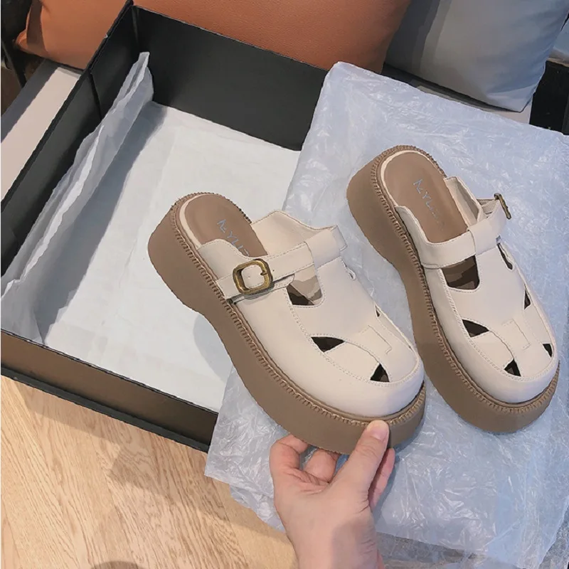 Женские босоножки на низком каблуке, бежевые босоножки на платформе, роскошные шлепанцы с закрытым носком, черные, 2023
Женские босоножки на низком каблуке, бежевые босоножки на платформе, роскошные шлепанцы с закрытым носком, черные, 2023