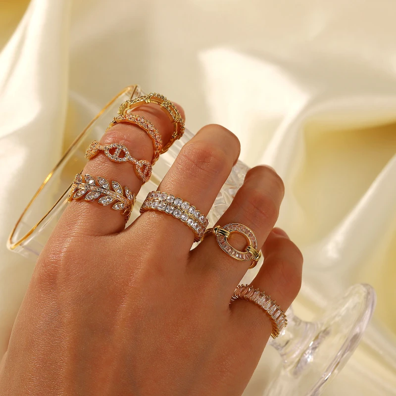 New Fashion Copper Inlaid Zircon Hand Jewelry Open Adjustable Ring for Women Geometric Charm Jewelry Engagement Wedding Rings
New Fashion Copper Inlaid Zircon Hand Jewelry Open Adjustable Ring for Women Geometric Charm Jewelry Engagement Wedding Rings