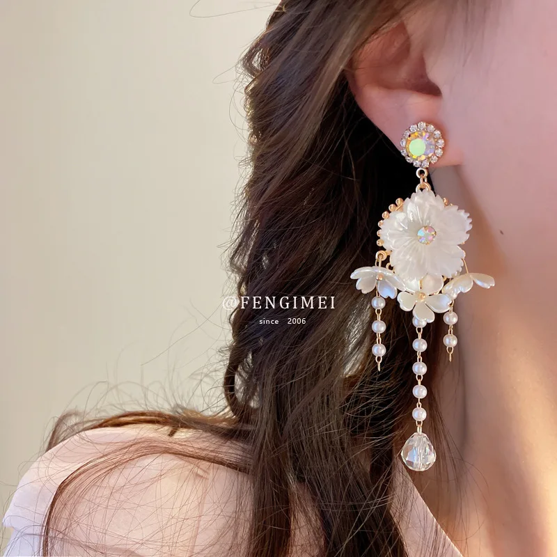 925 Silver Needle Bohemian Diamond Flower Pearl Tassel Earrings French Temperament Fashion Stud Earrings Sweet Earrings
925 Silver Needle Bohemian Diamond Flower Pearl Tassel Earrings French Temperament Fashion Stud Earrings Sweet Earrings