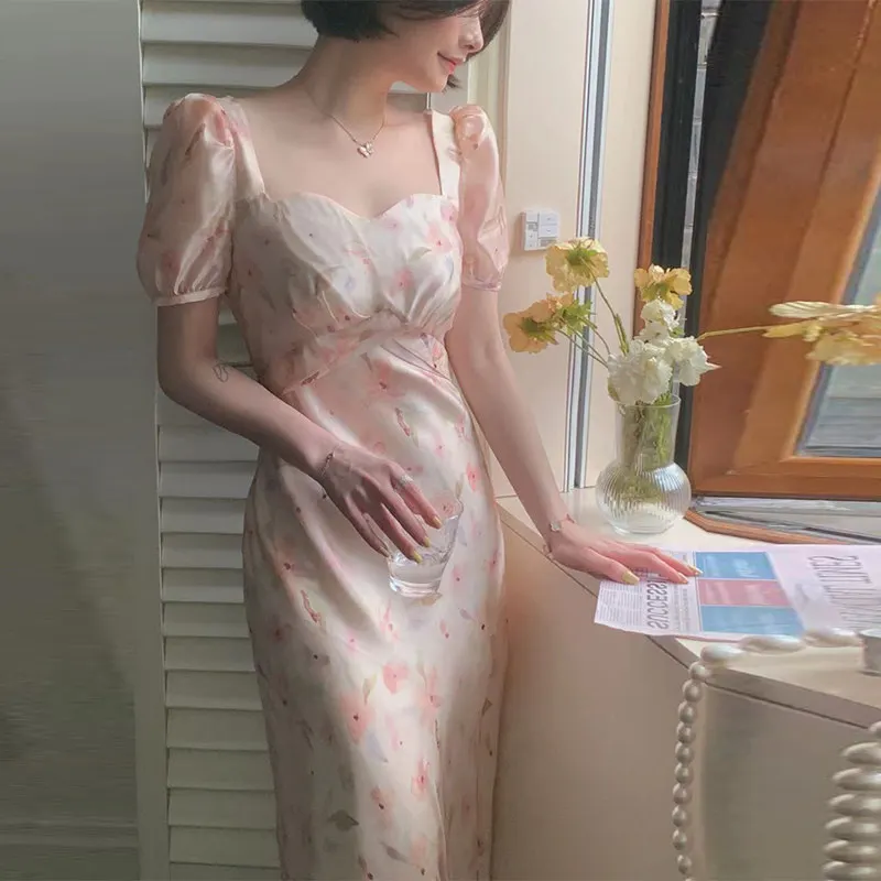 French Retro Sweet Dress GentleTemperament Square Neck Puff Sleeve Floral Dress Women's Long Dresses for Women Party Wedding
French Retro Sweet Dress GentleTemperament Square Neck Puff Sleeve Floral Dress Women's Long Dresses for Women Party Wedding