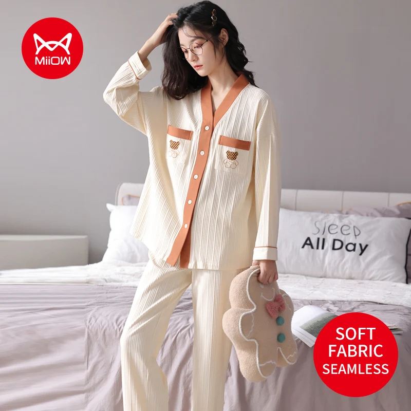 MiiOW Women's Pajamas Sets Cotton Spring Long-sleeved Trousers 2-piece Loungewear V-neck Cardigan Sleepwear Women's Home Suits
MiiOW Women's Pajamas Sets Cotton Spring Long-sleeved Trousers 2-piece Loungewear V-neck Cardigan Sleepwear Women's Home Suits