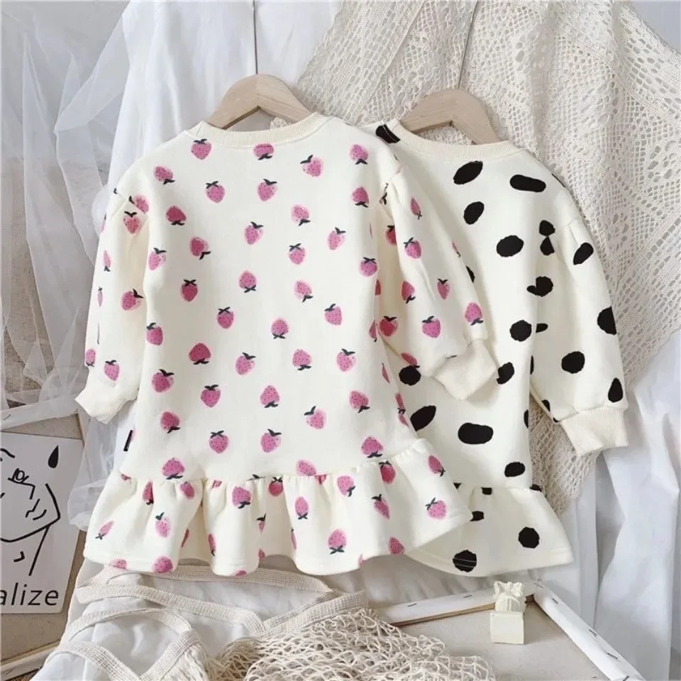 Girls Dress 2023 Autumn New Korean Girls' Splicing Pleated Dress Polka Dot Printed Baby Kids Casual Clothing
Girls Dress 2023 Autumn New Korean Girls' Splicing Pleated Dress Polka Dot Printed Baby Kids Casual Clothing