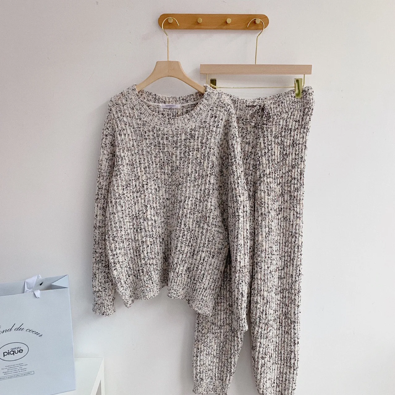 Gelato Пике Roomwear, мужские пижамы, комплект для отдыха, одежда для сна, мужской свитер, пижама
Gelato Пике Roomwear, мужские пижамы, комплект для отдыха, одежда для сна, мужской свитер, пижама