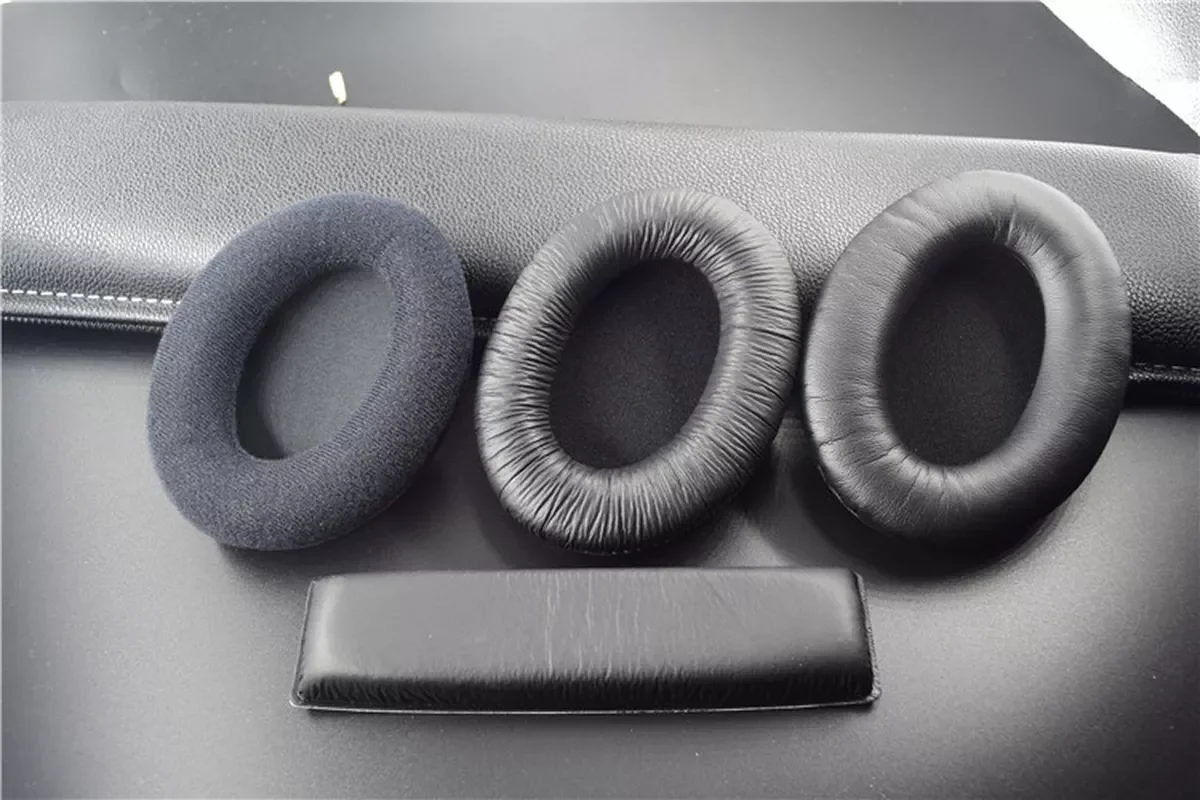 Replacement Ear pads Cushion Cups Ear Cover Earpads Sennheiser HD418 HD419 HD428 HD429 HD439 HD438 HD448 HD449
Replacement Ear pads Cushion Cups Ear Cover Earpads Sennheiser HD418 HD419 HD428 HD429 HD439 HD438 HD448 HD449