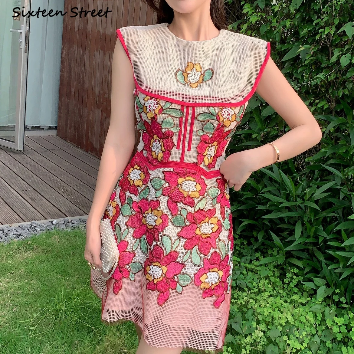 Red Embroidery Flower Dress Women Vintage 2023 Sleeveless A-line Hook Flower Hollow Bodycon Dress Women O Neck Runway Clothing
Red Embroidery Flower Dress Women Vintage 2023 Sleeveless A-line Hook Flower Hollow Bodycon Dress Women O Neck Runway Clothing