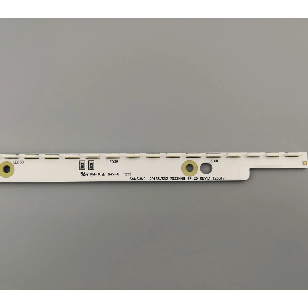 6V 32 inch LED Backlight Strip for Samsung TV 2012SVS32 7032NNB 2D V1GE-320SM0-R1 32NNB-7032LED-MCPCB UA32ES5500 44LEDs 406mm
6V 32 inch LED Backlight Strip for Samsung TV 2012SVS32 7032NNB 2D V1GE-320SM0-R1 32NNB-7032LED-MCPCB UA32ES5500 44LEDs 406mm