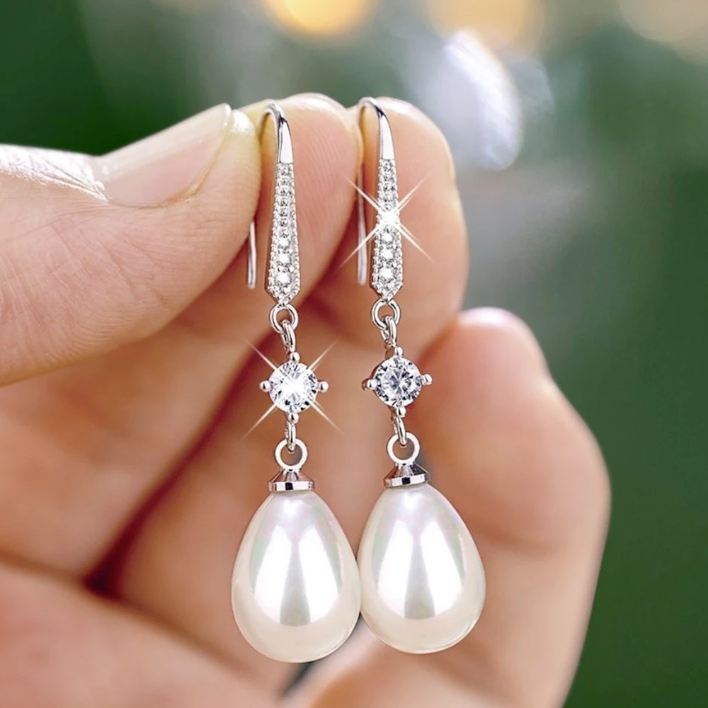 ZHIXUN White Imitation Pearl Dangle Earrings for Women Temperament Bridal Wedding Ear Accessories Anniversary Gift New Jewelry
ZHIXUN White Imitation Pearl Dangle Earrings for Women Temperament Bridal Wedding Ear Accessories Anniversary Gift New Jewelry