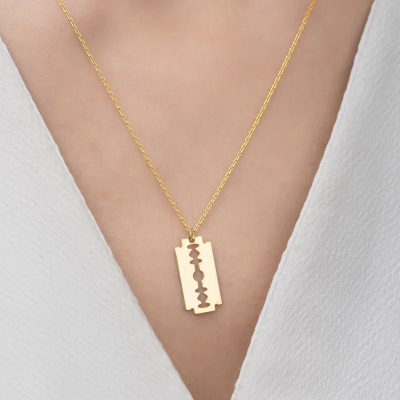 Stainless Steel Safety Blade Razor Pendant Necklace Punk Hiphop Jewelry For Men Boys Girls Geometrical Dangling Choker Necklaces
Stainless Steel Safety Blade Razor Pendant Necklace Punk Hiphop Jewelry For Men Boys Girls Geometrical Dangling Choker Necklaces