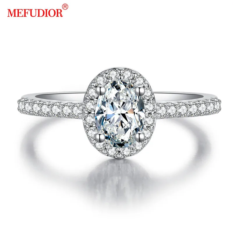 MEFUDIOR Simple Luxury Oval S925 Silver Inlay 1.0 Ct Moissanite Diamond Ring For Women Engagement Jewelry with Certificate HL02M
MEFUDIOR Simple Luxury Oval S925 Silver Inlay 1.0 Ct Moissanite Diamond Ring For Women Engagement Jewelry with Certificate HL02M