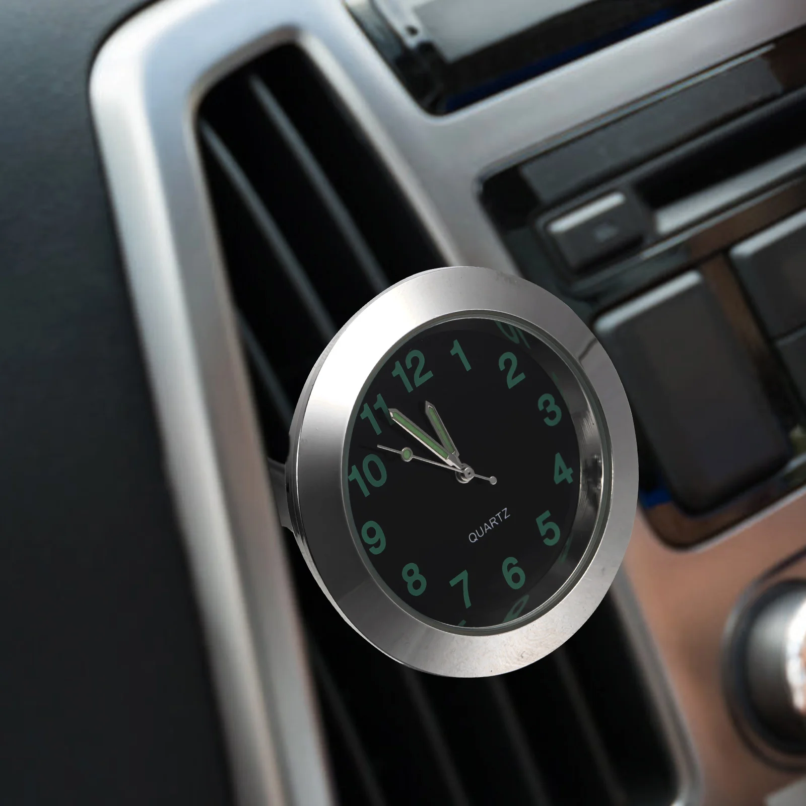 

Universal Car Dashboard Clock Air Outlet Clock Car Electronic Noctilucent Quartz Clock Luminous Pointer For Auto Interior