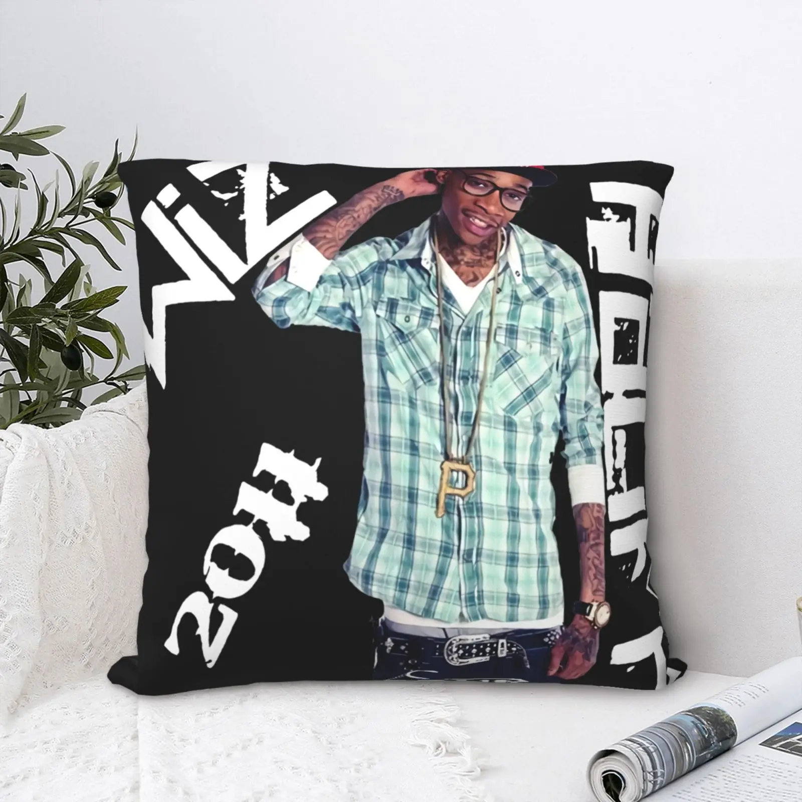 Редкая летняя декоративная подушка Wiz Khalifa для концертов, туристических подушек, летних диванов, аксессуары для украшения дома
Редкая летняя декоративная подушка Wiz Khalifa для концертов, туристических подушек, летних диванов, аксессуары для украшения дома