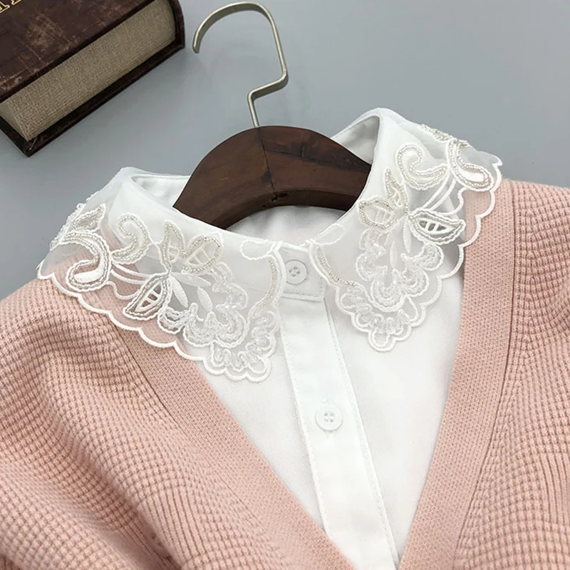 Новинка Женская рубашка с вышивкой регулируемая Женская блузка свитер блузка съемный воротник рубашки блузка с отворотом Топы декоративный воротник
Новинка Женская рубашка с вышивкой регулируемая Женская блузка свитер блузка съемный воротник рубашки блузка с отворотом Топы декоративный воротник