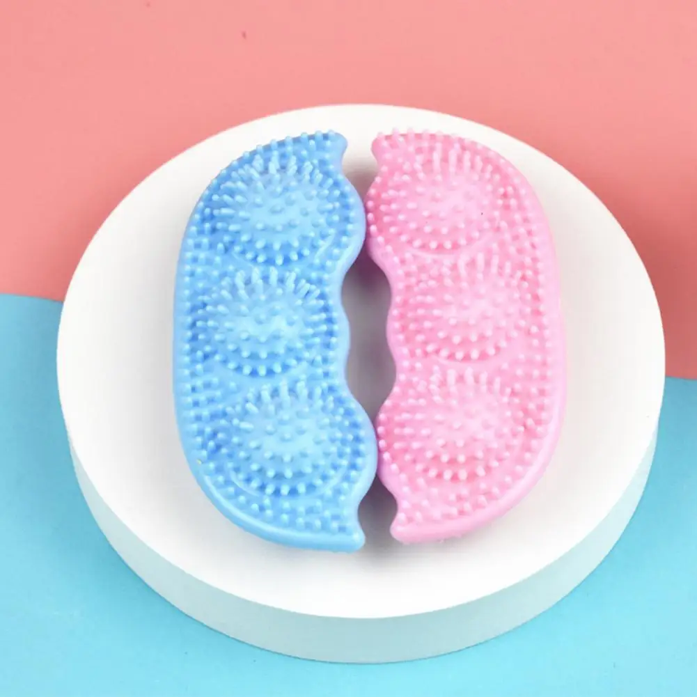Tear Resistant High Quality Pea Shaped Dog Squeaky Toys Portable Dog Chew Toy Teeth Grinding Dog Supplies
Tear Resistant High Quality Pea Shaped Dog Squeaky Toys Portable Dog Chew Toy Teeth Grinding Dog Supplies
