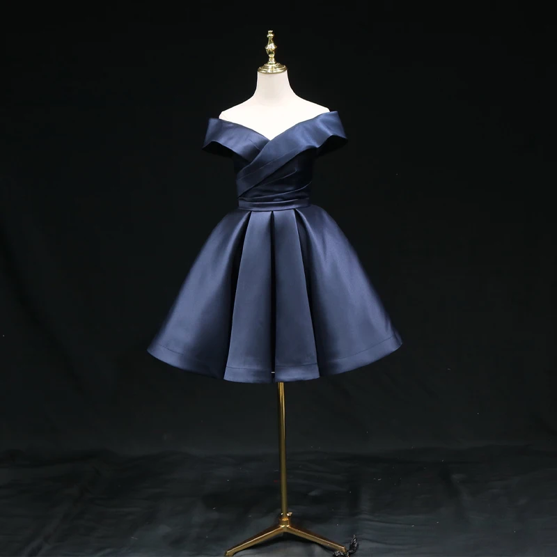 Evening Dress Off the Shoulder Shiny Satin Navy Blue Ruffles Pleat A-line Knee-length Lace up Plus Women Party Dresses B2254
Evening Dress Off the Shoulder Shiny Satin Navy Blue Ruffles Pleat A-line Knee-length Lace up Plus Women Party Dresses B2254