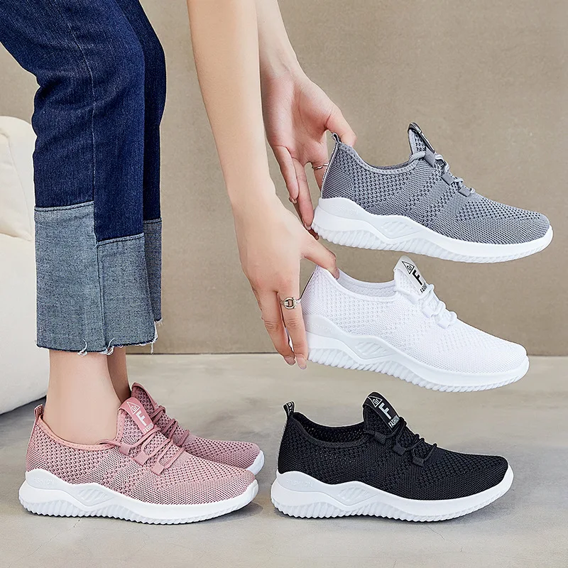 New Shoes Women's 2022 New Casual Running Shoes Breathable Single Shoes Soft Sole Sneakers Platform Shoes 
New Shoes Women's 2022 New Casual Running Shoes Breathable Single Shoes Soft Sole Sneakers Platform Shoes