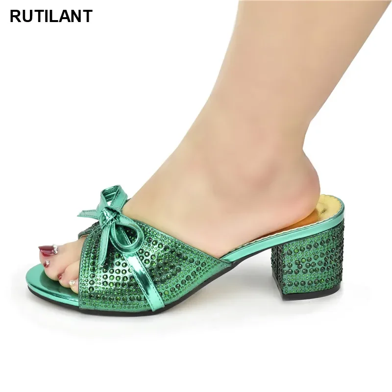 New Ladies Shoes and Sandals Decorated with Rhinestone Wedding Shoes for Women Bride Nigerian Party Pumps High Heels Sexy Ladies
New Ladies Shoes and Sandals Decorated with Rhinestone Wedding Shoes for Women Bride Nigerian Party Pumps High Heels Sexy Ladies