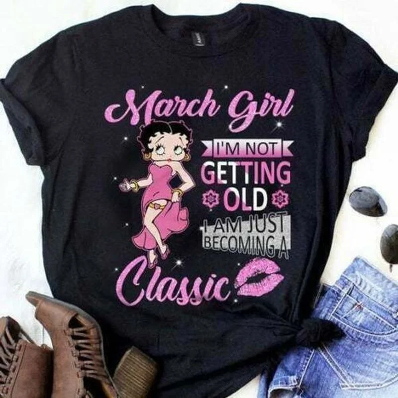 Футболка March Girl с принтом, Женская свободная футболка с коротким рукавом и круглым вырезом, летняя женская Повседневная футболка, топы, женс...
Футболка March Girl с принтом, Женская свободная футболка с коротким рукавом и круглым вырезом, летняя женская Повседневная футболка, топы, женс...