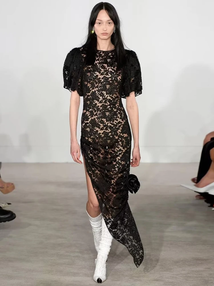 Designer Fashion Elegant 2023 Summer New Women's Short Sleeved Lace Black Slim Midi Dress Party Vintage High Quality Dresses
Designer Fashion Elegant 2023 Summer New Women's Short Sleeved Lace Black Slim Midi Dress Party Vintage High Quality Dresses